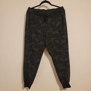 Athletic Works Camo Pants